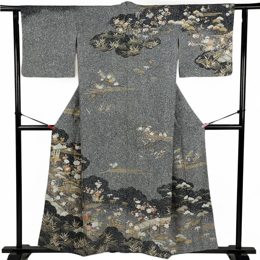 訪問着 正絹 黒地 リサイクル 白 花 梅 菊 桔梗 牡丹 雲 萩 松 笹 紅葉