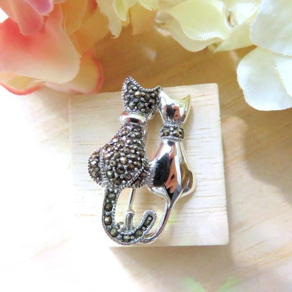 ブローチ 猫 ネコ シルバー925 SV925 金属アレルギー対応 人気