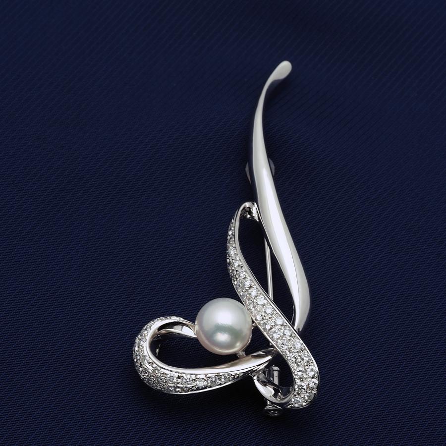 プラチナ900 アコヤ本真珠 デザインブローチ 0.75ct天然ダイヤモンド