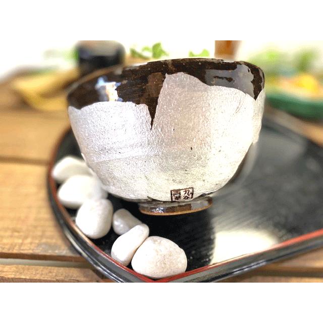 九谷焼 高級 陶磁器 抹茶碗 白銀彩 （Kutani matcha bowl） ギフト