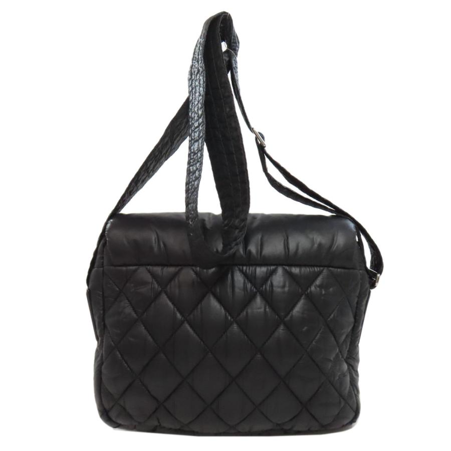 CHANEL（シャネル） コココクーン ショルダーバッグ ナイロン素材