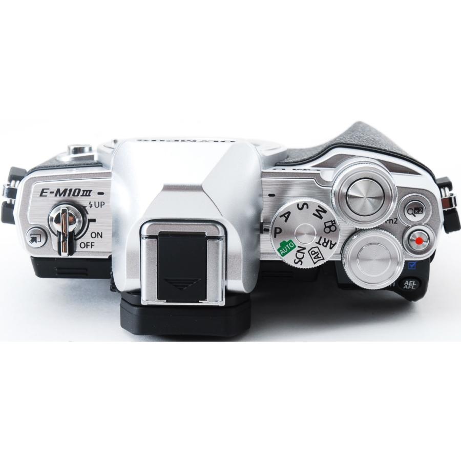 OM-D オリンパス ミラーレス OLYMPUS E-M10 Mark III レンズキット