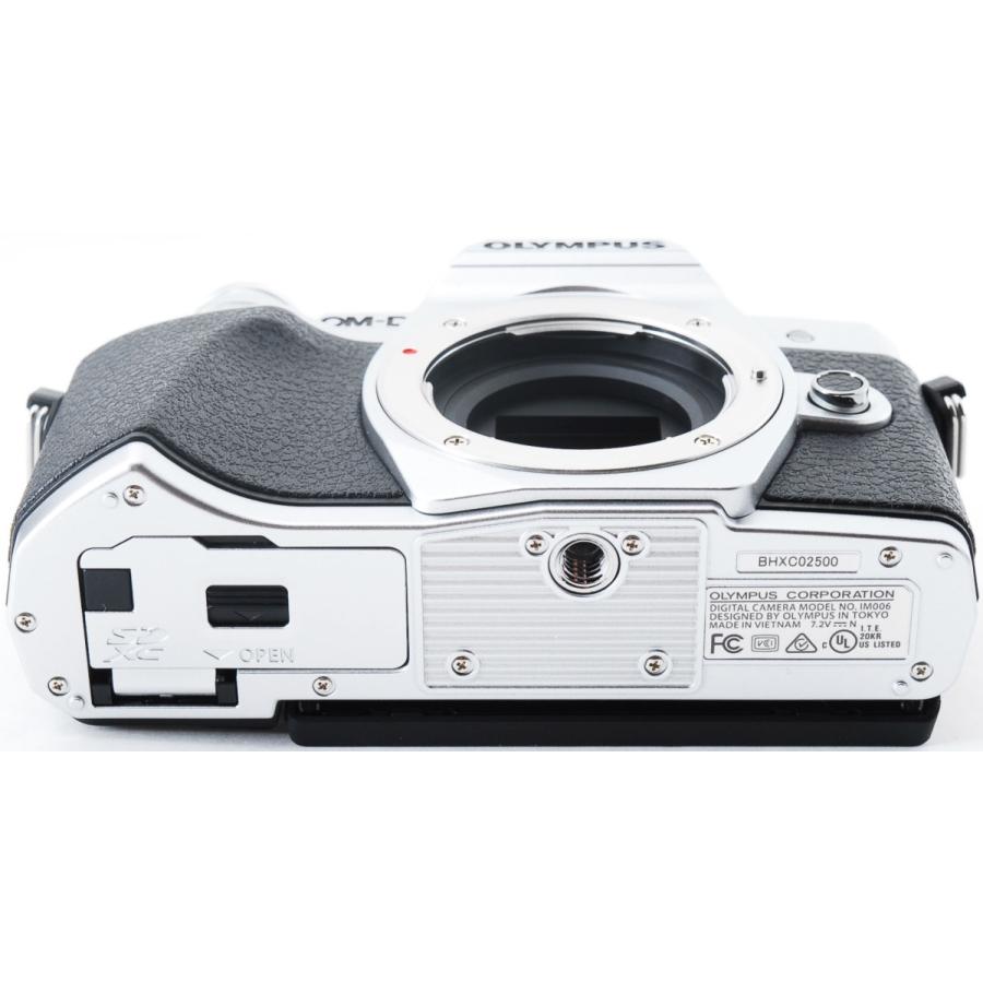 OM-D オリンパス ミラーレス OLYMPUS E-M10 Mark III レンズキット