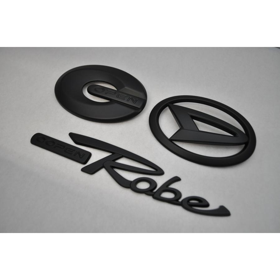 マットブラック/ピアノブラック エンブレム 送料無料 LA400K