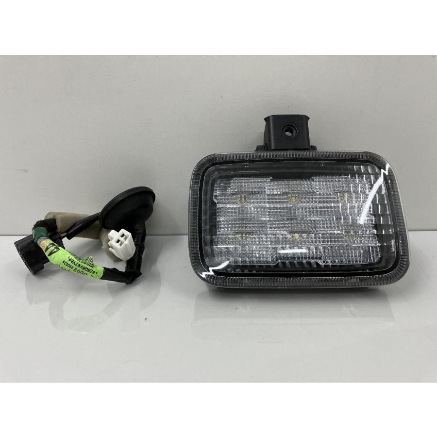 ダイハツ 純正OP LED 作業灯 新車外し 後期 S500P S510P ハイゼット