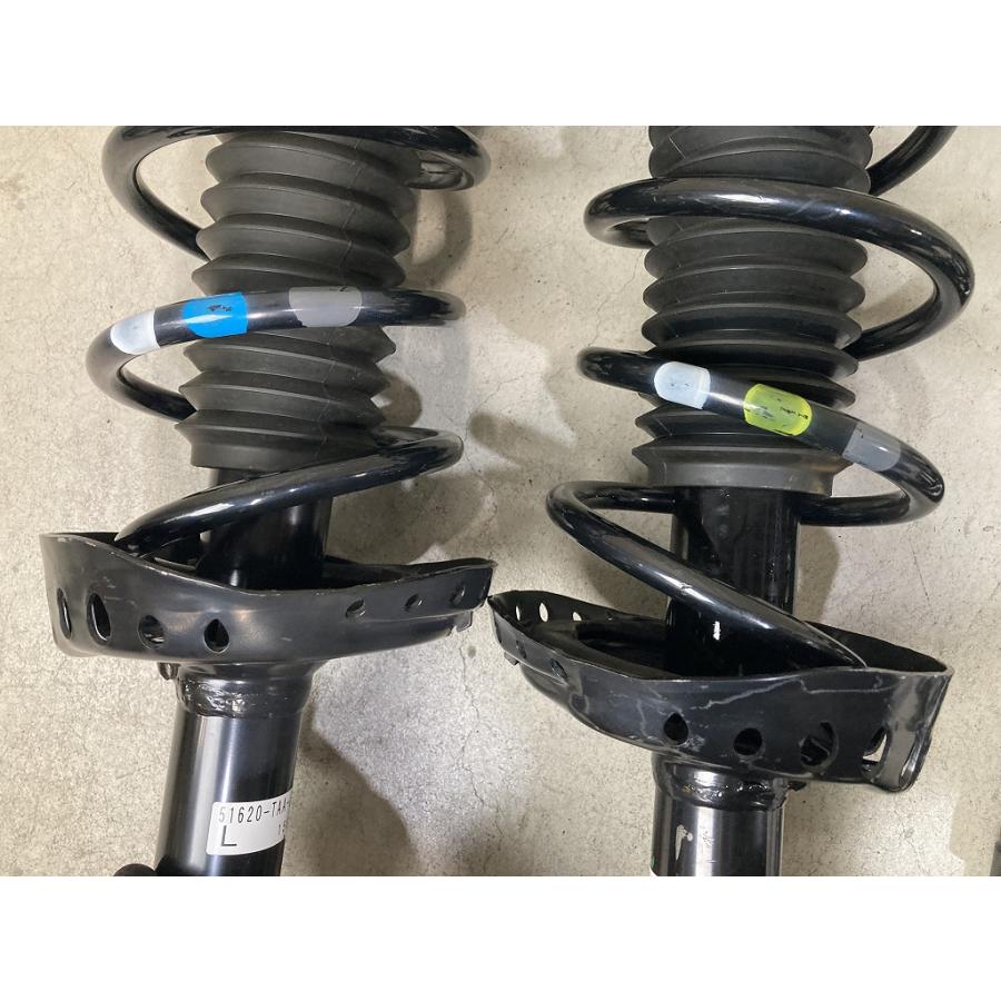 新車外しDA62Wサスペンション左右前側のみ 新車外しDA62W