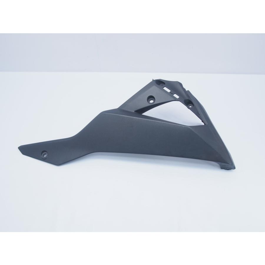 割れ無し! Z250 ER250C 純正アンダーカウル右 アンダーカバー 交換用に