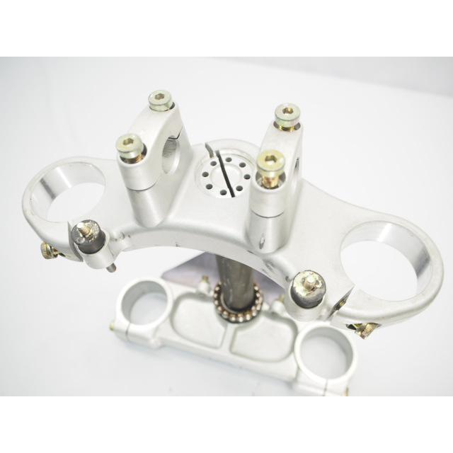 ドゥカティDUCATI モンスター900 IE純正ステム アンダーブラケット