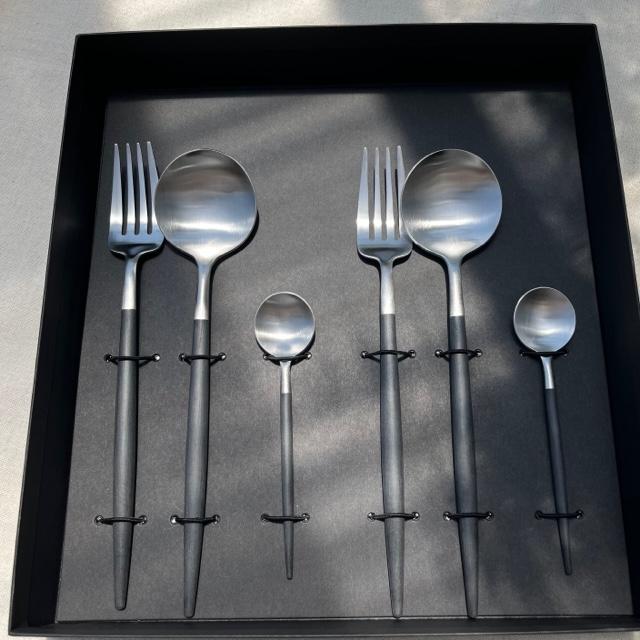 Cutipol cutipol クチポール ディナーセット2 GOA ブラックシルバー