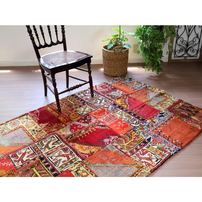 パッチワークラグ トルコ手織り絨毯 216x120cm アナトリアの