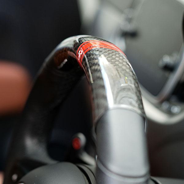 アバルト（ABARTH） 500/595リアルカーボンステアリングトップカバー