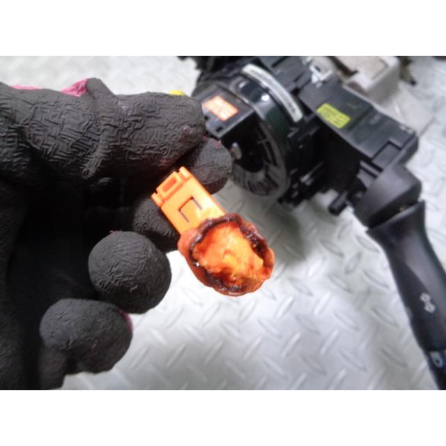 ヴォクシー トヨタ（TOYOTA）※同梱不可※ヴォクシー ZRR75W