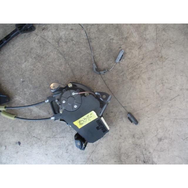 ヴォクシー DBA-ZRR70W 右パワースライドドアモーター : 株式会社萩尾