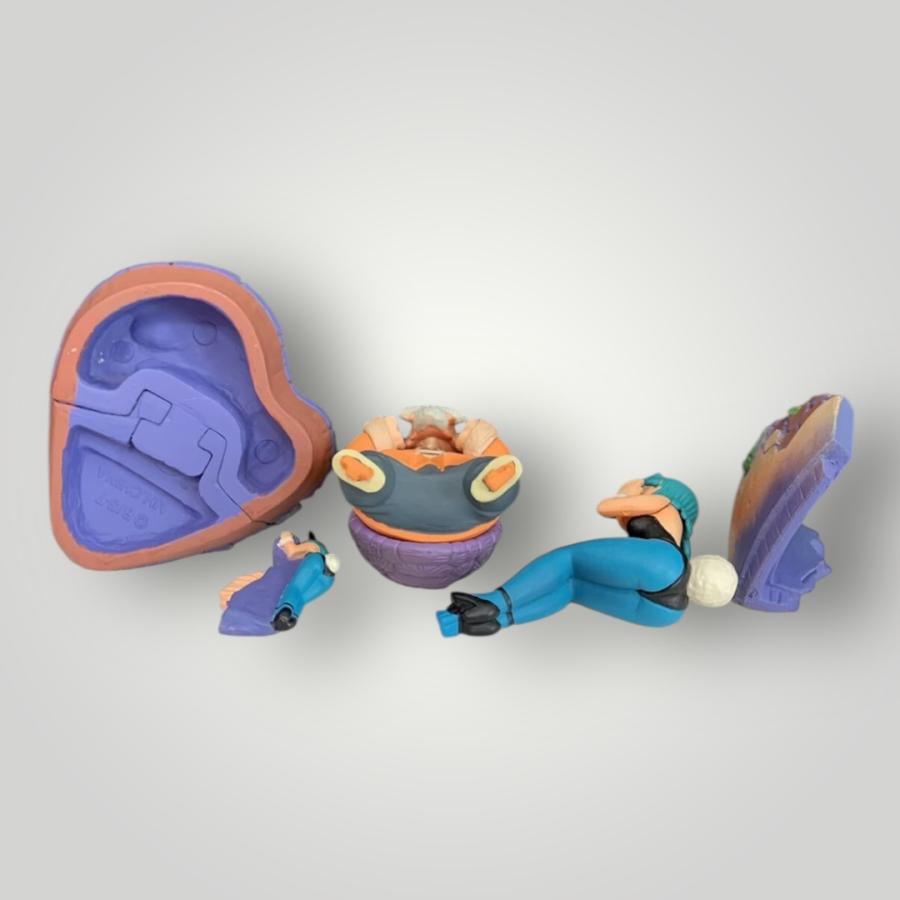 ボーナスパーツ完成品】亀仙人＆ブルマ(ウーロン変化