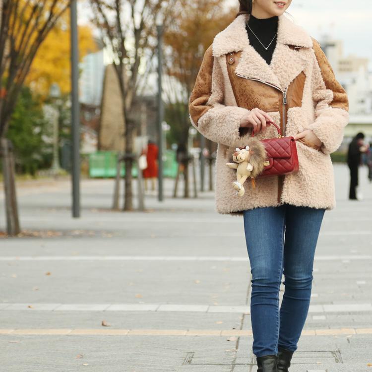 バッグチャーム アクセサリー キーホルダー ライオン ラクーン ファー