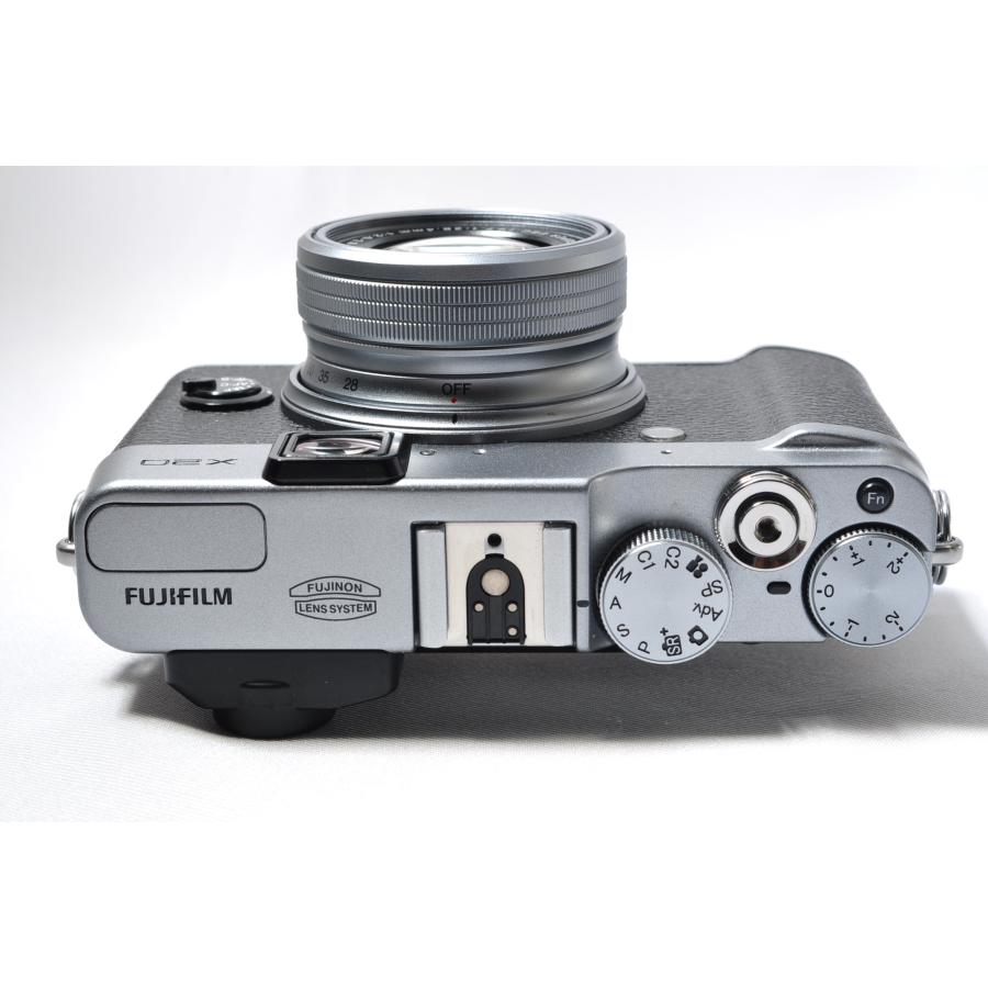 FUJIFILM（フジフイルム） 富士フィルム デジタルカメラ X20 シルバー