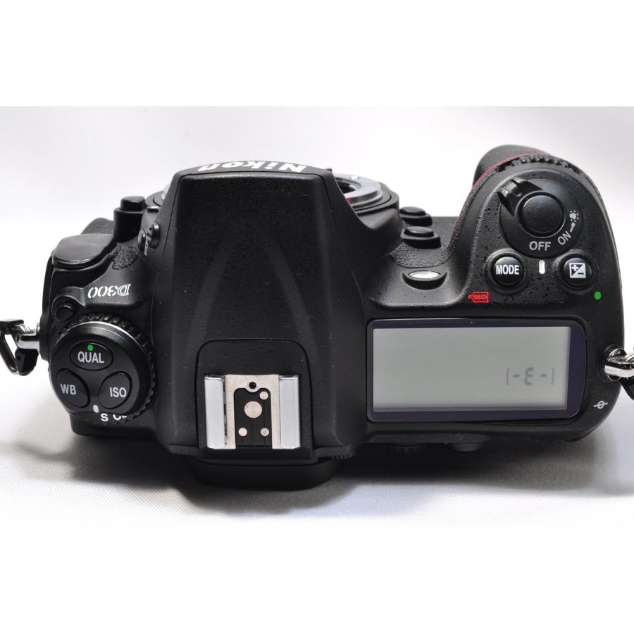 ニコン（Nikon） D300 標準＆超望遠ダブルズームセット : カメラの