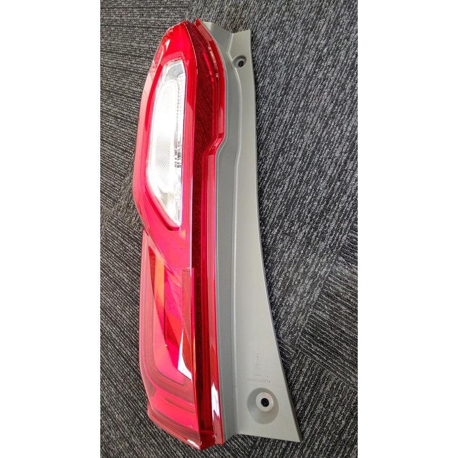 N-BOX 【中古品】ホンダ純正 N-BOX JF3 テールランプ左 (助手席側