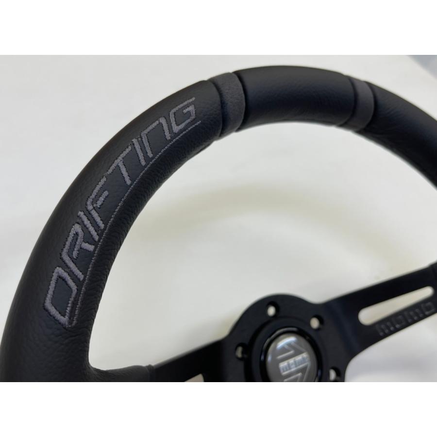 正規輸入品】MOMO ステアリング ドリフティング 33パイ ブラック