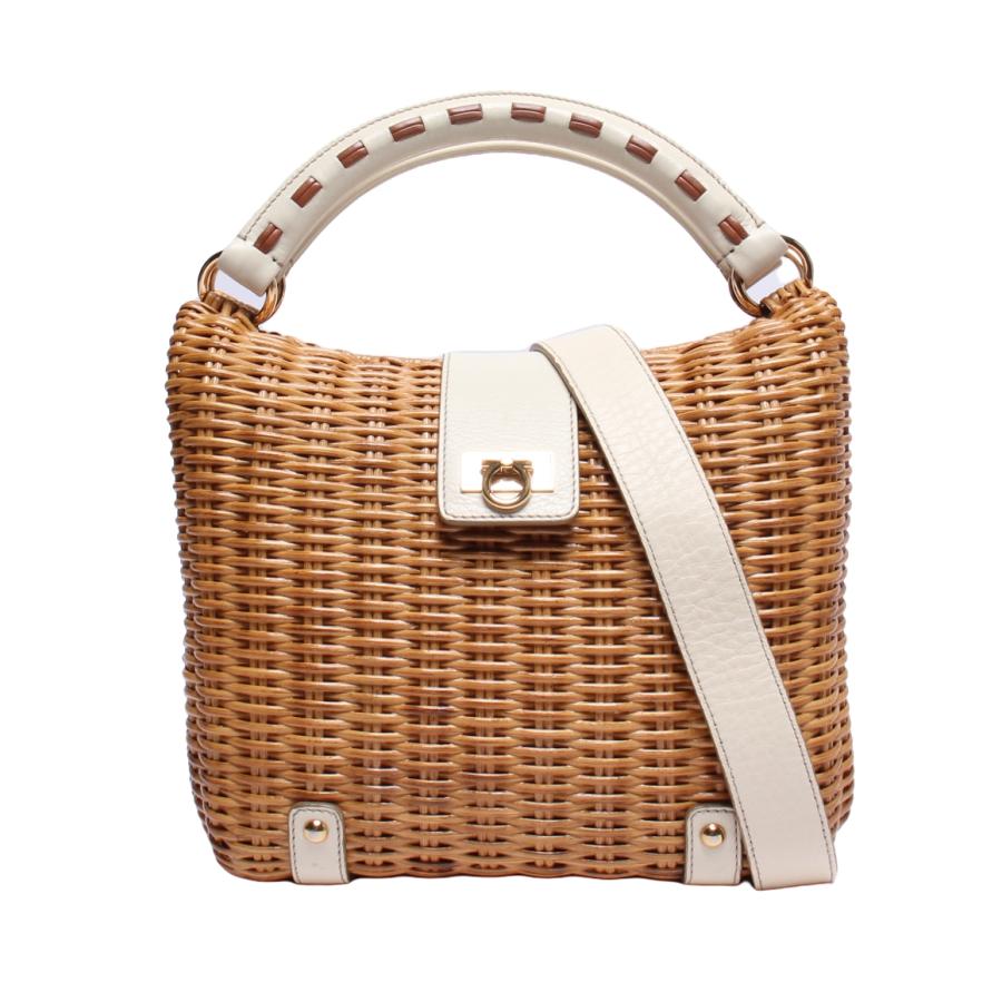 サルヴァトーレフェラガモ ハンドバッグ かごバッグ ガンチーニ