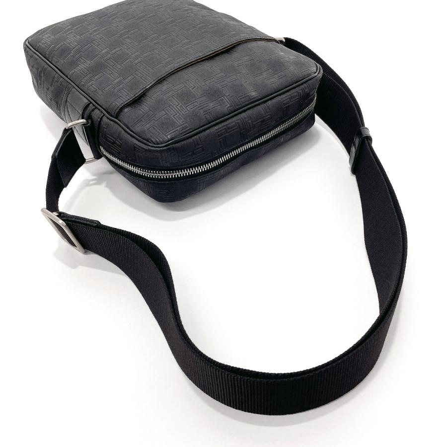 dunhill（ダンヒル） ショルダーバッグ サコッシュ 斜め掛け ディー