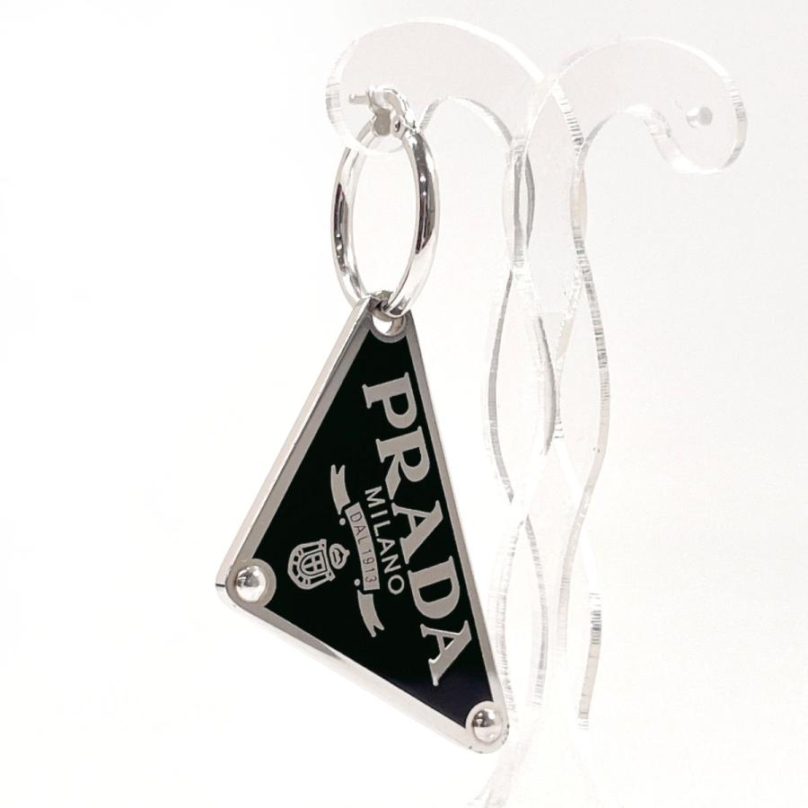 PRADA（プラダ） ピアス トライアングル ロゴ プレート シルバー925