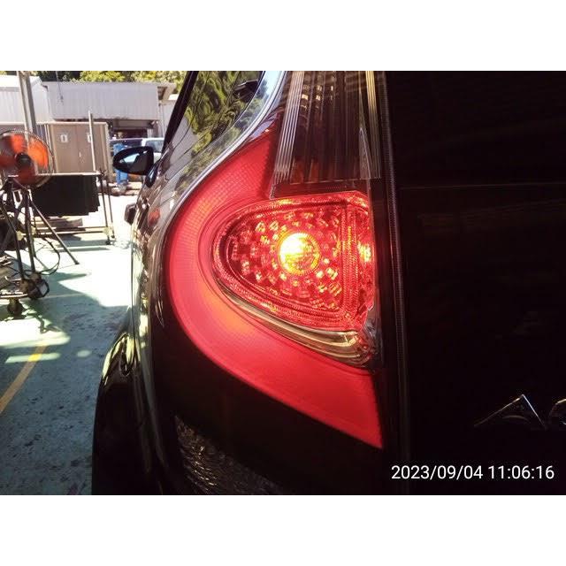 アクア 【KBT】アクア DAA-NHP10 左テールランプ 209 81561-52D50 J