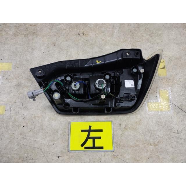 ワゴンR 【KBT】ワゴンR DAA-MH55S 左テールランプ 35670-63R00
