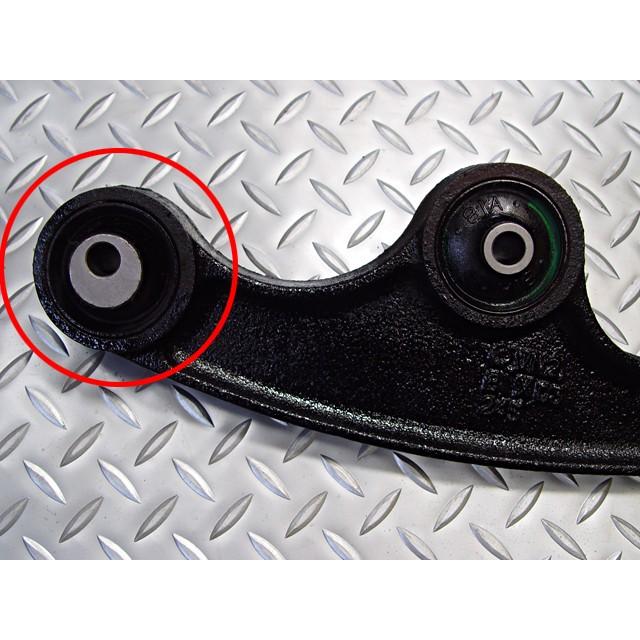 ジムニー リーディングアーム 偏芯ブッシュ キャスターブッシュ JA12