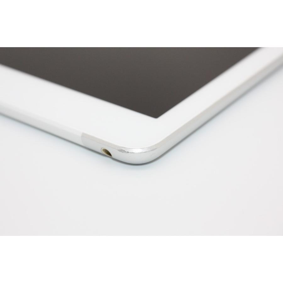 iPad 第6世代 32GB Wi-Fi+Cellularモデル Silver SIMフリー Bランク