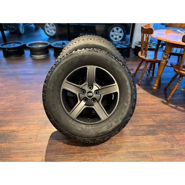 走行500km！中古純正18インチホイール×グッドイヤーラングラーA/T255