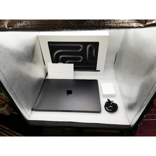 中古】Apple MacBook Pro 16インチ M4 Max(CPU:14C/GPU:32C) 36GB/1TB
