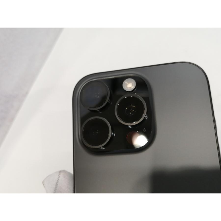iPhone 16pro ブラックチタニウム docomo 残債なし128GB iPhone 16 Pro
