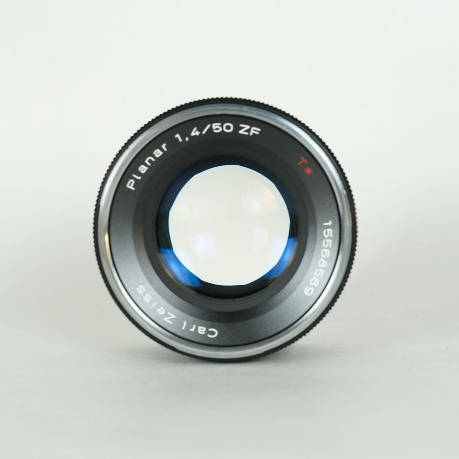 美品] Carl Zeiss Planar T* 50mm F1.4 ZF [ニコンF用] | Nikon F