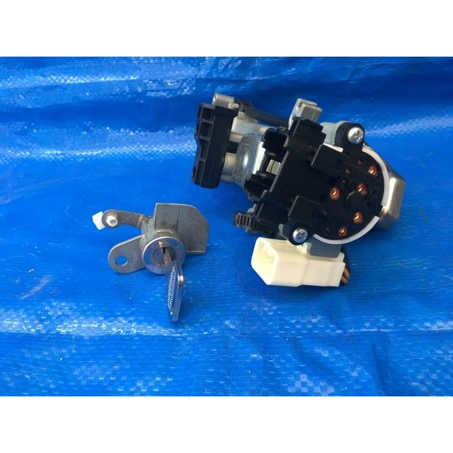 メイン キーシリンダー イグニッション スイッチ アルト HA25S スズキ