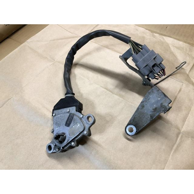 インヒビター ニュートラル スイッチ ワゴンR ソリオ MA34S スズキ