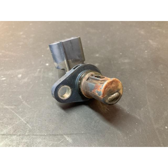 カム 角 ポジション センサー ワゴンR MH22S スズキ 純正 K6A 33220