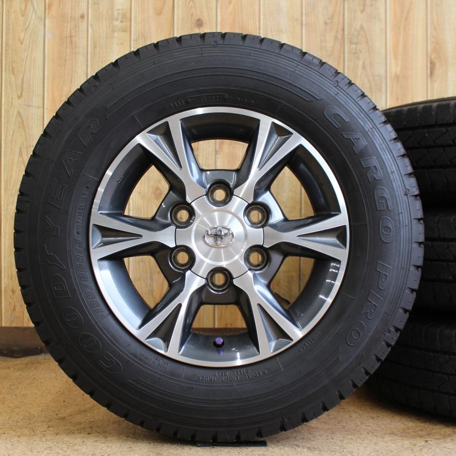 ハイエース 200系 純正オプション アルミ 15インチ グッドイヤー 2021