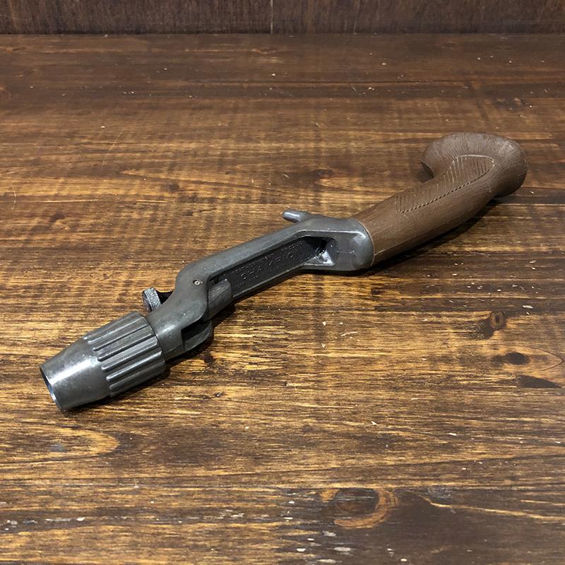 Featherweight Champion Grip Bait Casting Rod Handle Cordell Rubber