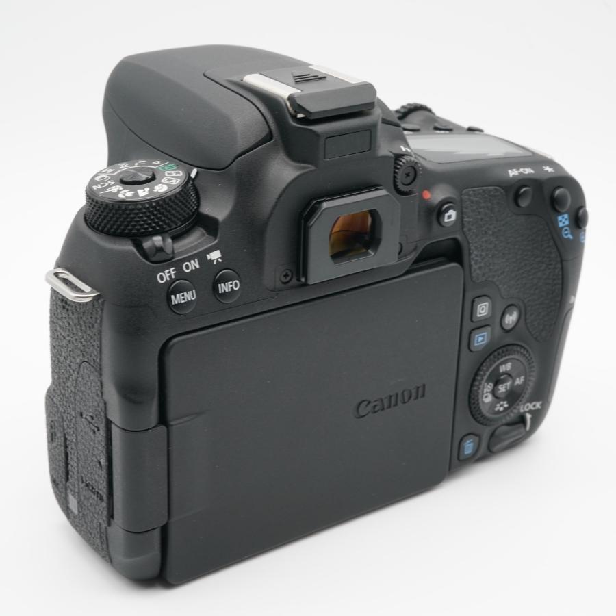 キヤノン（Canon） 新品級 デジタル一眼レフカメラ EOS 9000D ボディ
