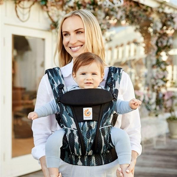 ergobaby（エルゴベビー） オムニ ブリーズ ペイントブラック ERGO