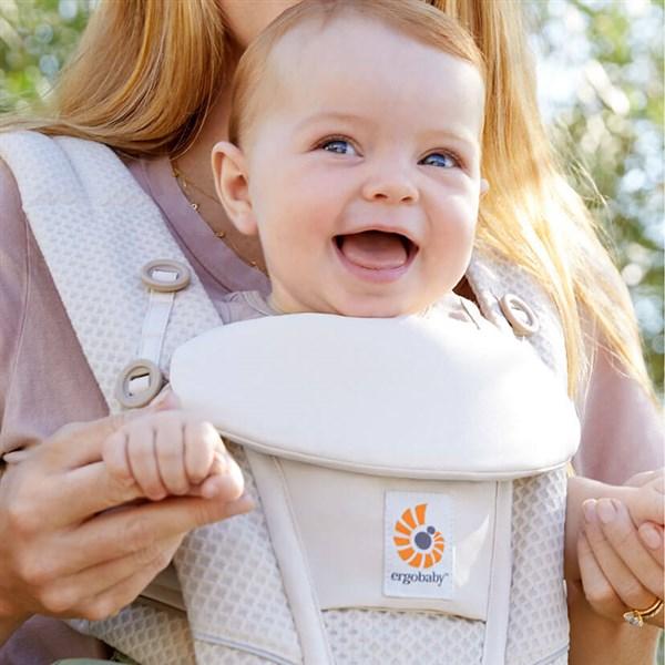 ergobaby（エルゴベビー） OMNI Breeze(オムニ ブリーズ) ナチュラル