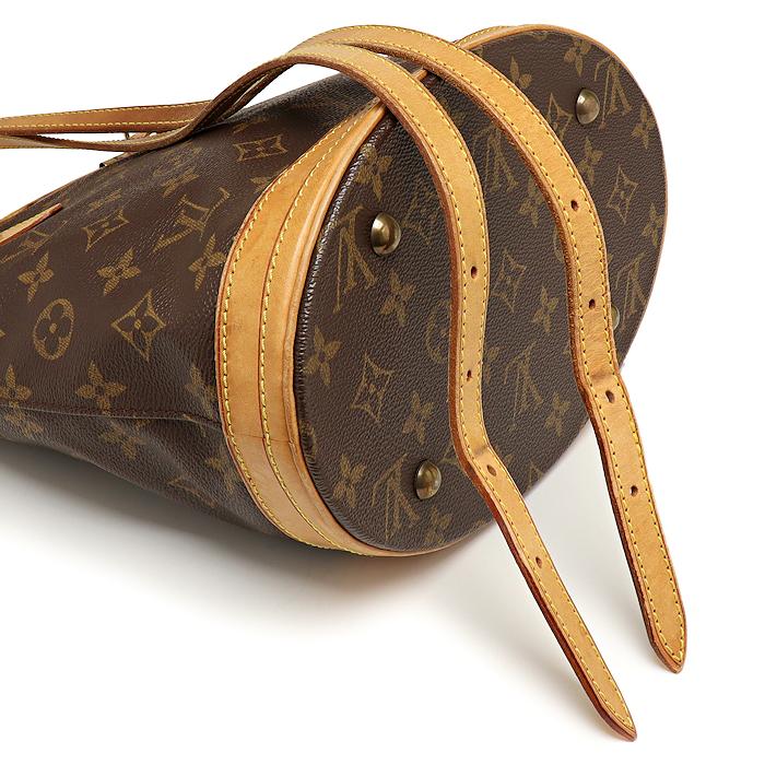 LOUIS VUITTON（ルイ・ヴィトン） モノグラム バケット M42238 ポーチ