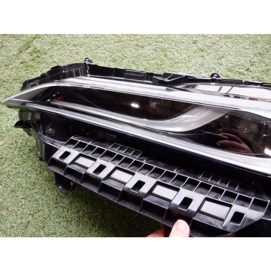 トヨタ純正 AXUH80 AXUH85 MXUA80 MXUA85 80 ハリアー Z/G LED ヘッド