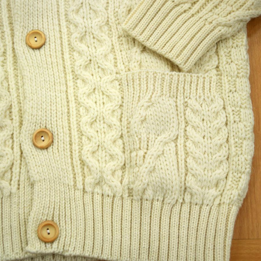 Kerrywoollenmills（ケリーウーレンミルズ） アランケーブル カラー