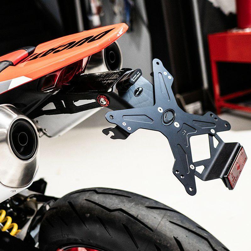 DUCATI ハイパーモタード698 MONO/RVE 24- フェンダーレスキット