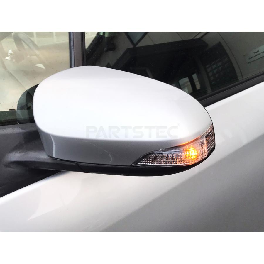 トヨタ（TOYOTA） アイシス AVM1# ZGM1# ドアミラー ウインカー レンズ