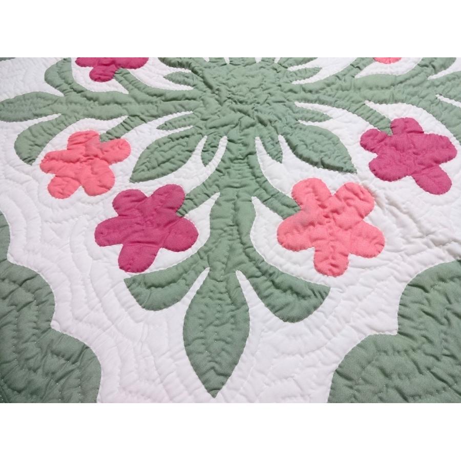 ハワイアンキルトタペストリー/壁掛け/ピンクプルメリアMC : Moana Pua