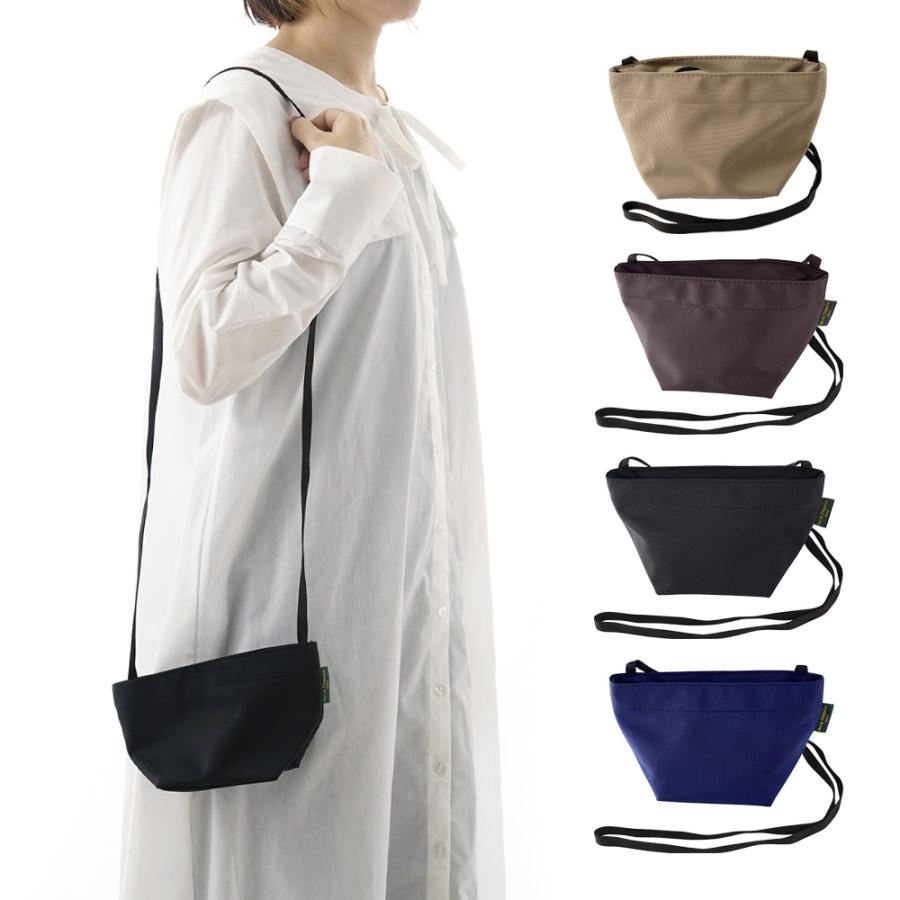 Herve Chapelier（エルベシャプリエ） 1927N ナイロン船型ショルダー