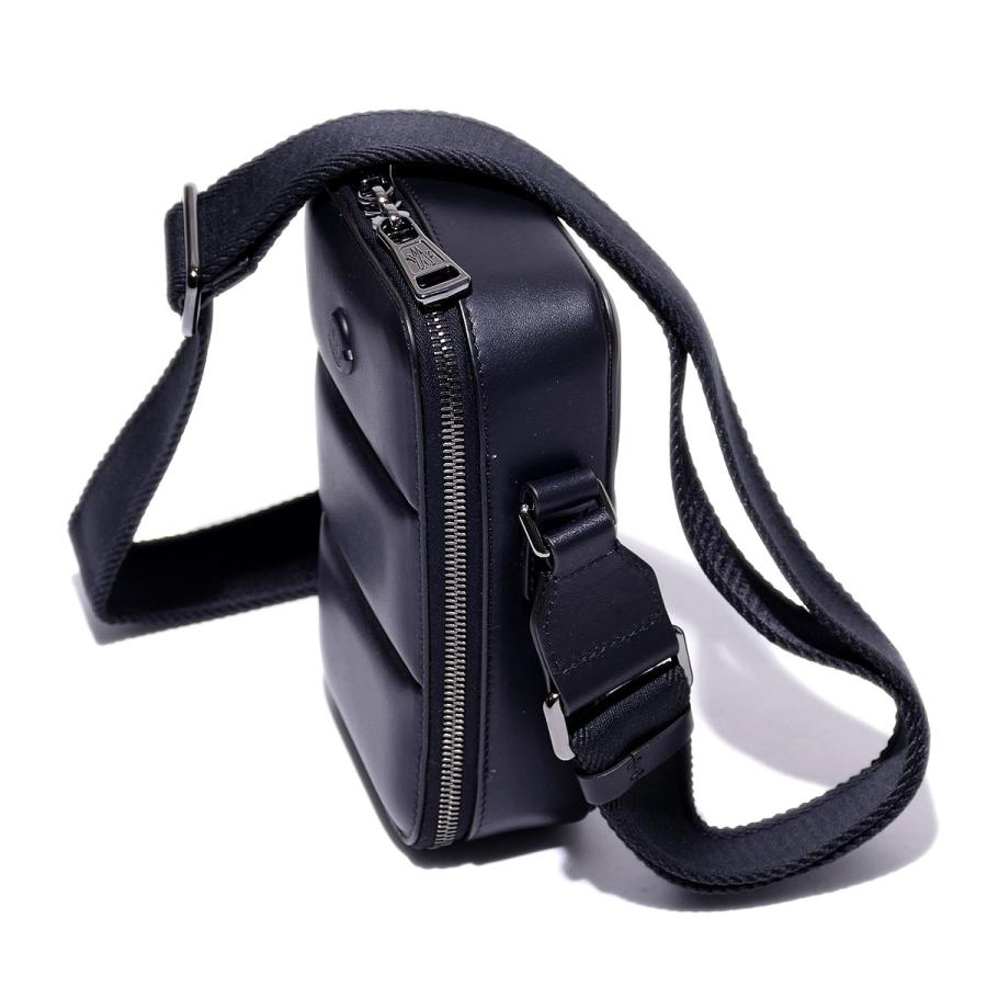 MONCLER（モンクレール） 本革クロスボディバッグ 5L00002 999ブラック